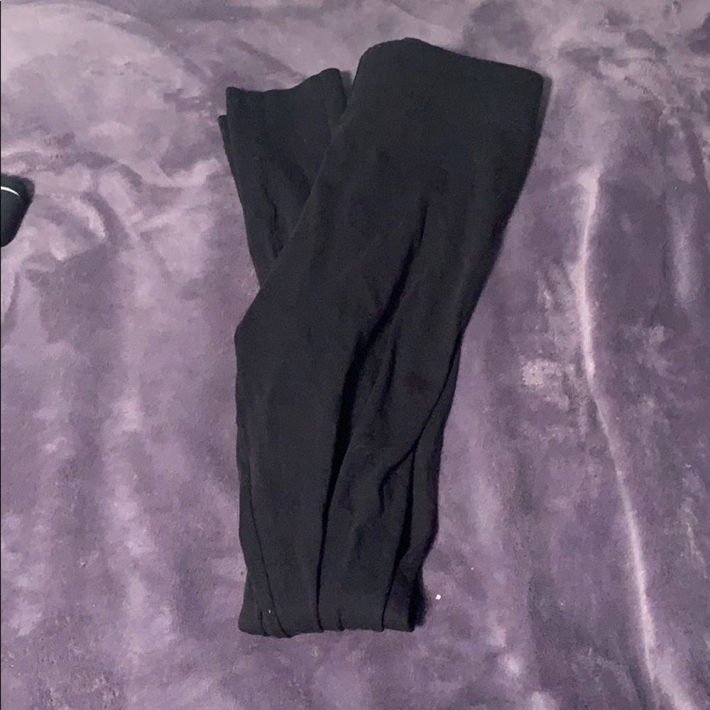 Black leggings